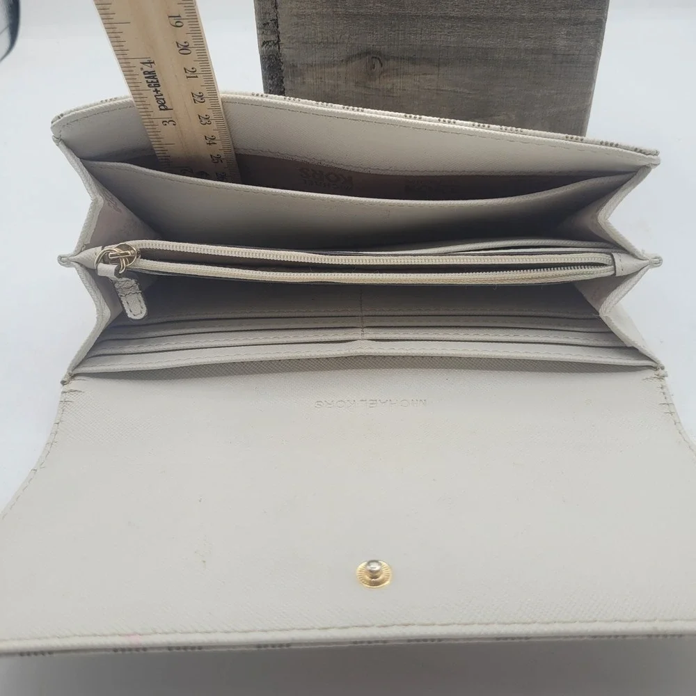Michael‎ Kors Fulton Signature MK PVC Carryall Clutch Wallet (Vanilla)